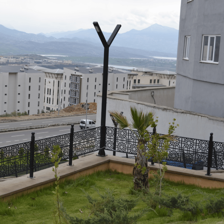 VİZYON PARK – 900 Metrelik Duvar Üstü Lazer Kesim Panel Uygulaması